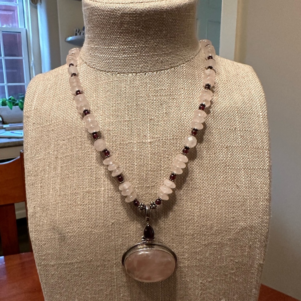 Stirling silver & rose quartz 21" necklace with garnet beads.